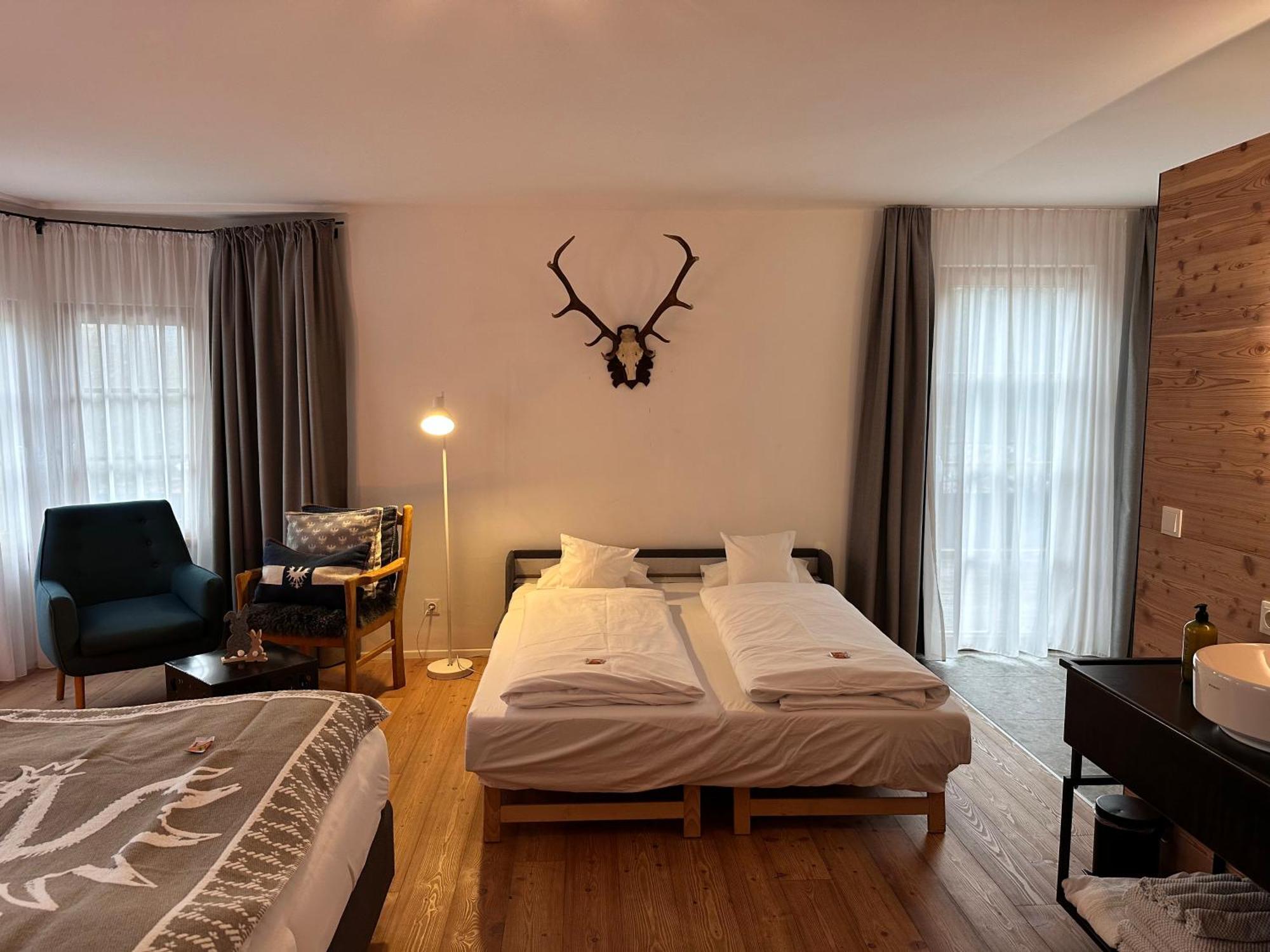 Gerhardhof - Zimmer Glamping Camping Wildermieming Екстер'єр фото